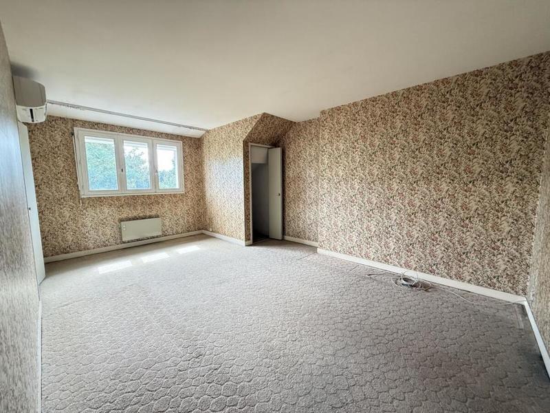 Maison - 98 m² - 5 pièces