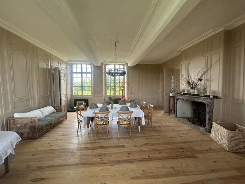 Manoir - 310 m² - 9 pièces