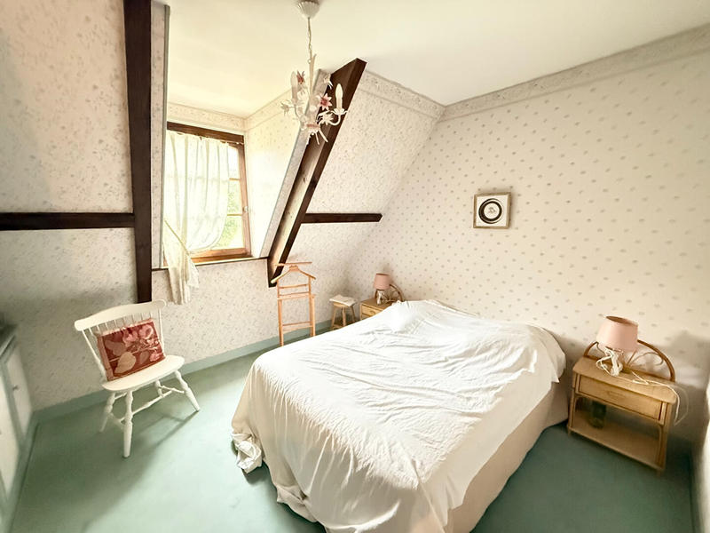 Maison - 160 m² - 8 pièces