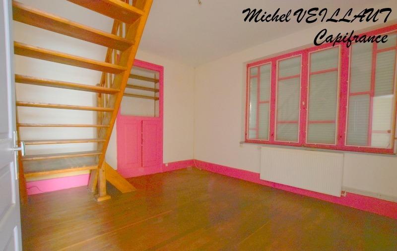 Maison - 95 m² - 8 pièces