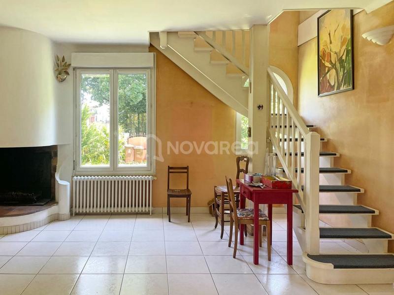 Maison - 138 m² - 5 pièces
