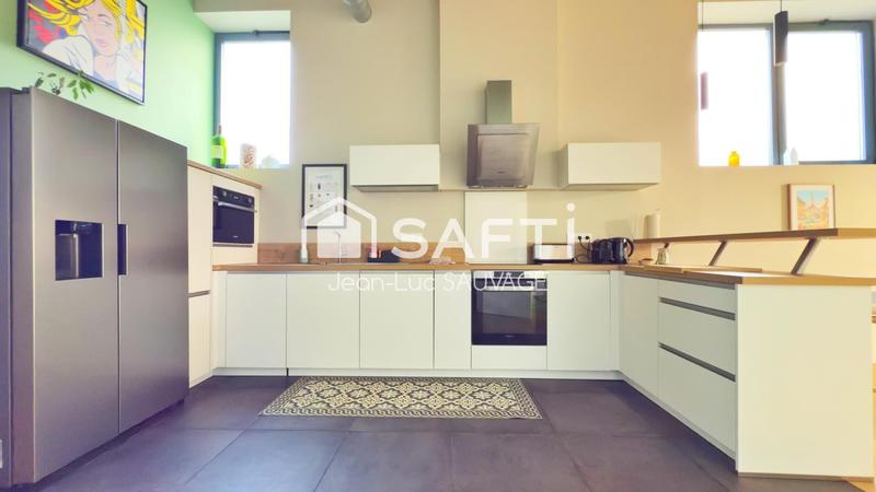 Appartement - 138 m² - 4 pièces