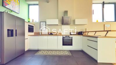 Appartement - 138 m² - 4 pièces