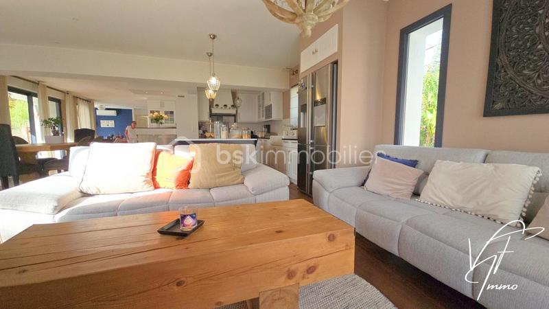 Maison d'architecte - 200 m² - 6 pièces