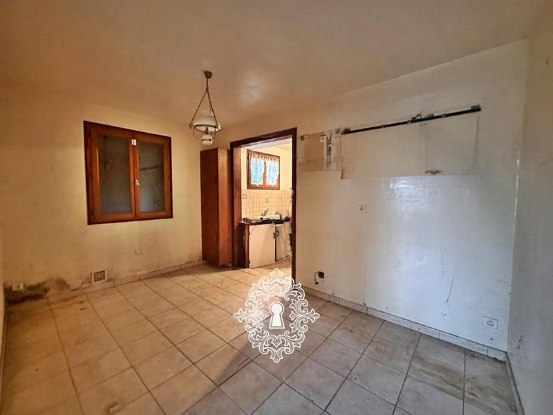 Maison - 85 m² - 5 pièces