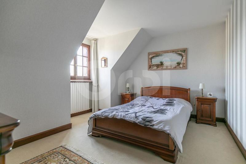 Maison - 128 m² - 5 pièces