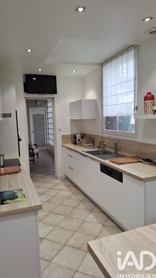 Maison - 215 m² - 6 pièces