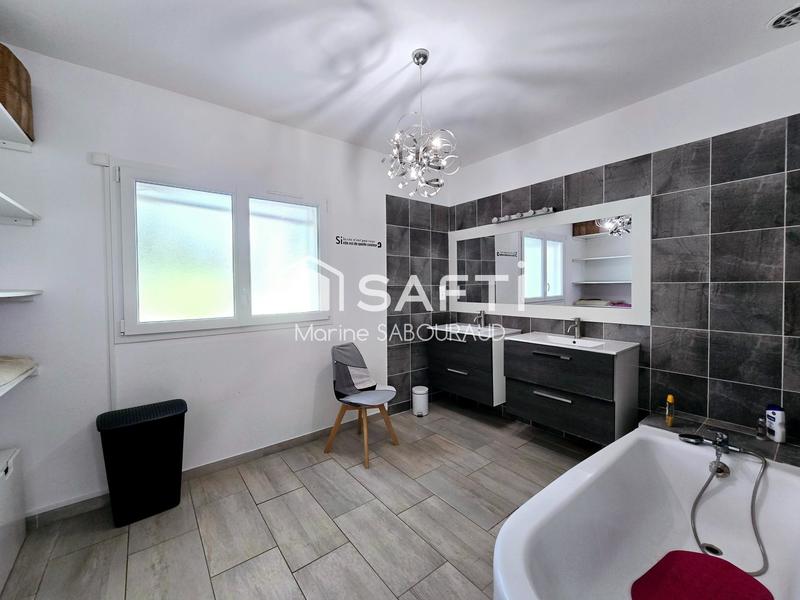 Maison - 192 m² - 6 pièces