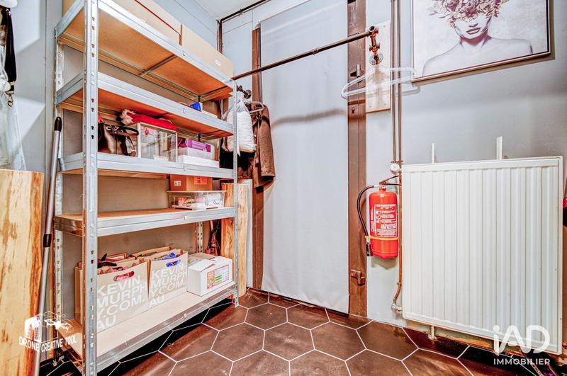 Local commercial - 101 m²