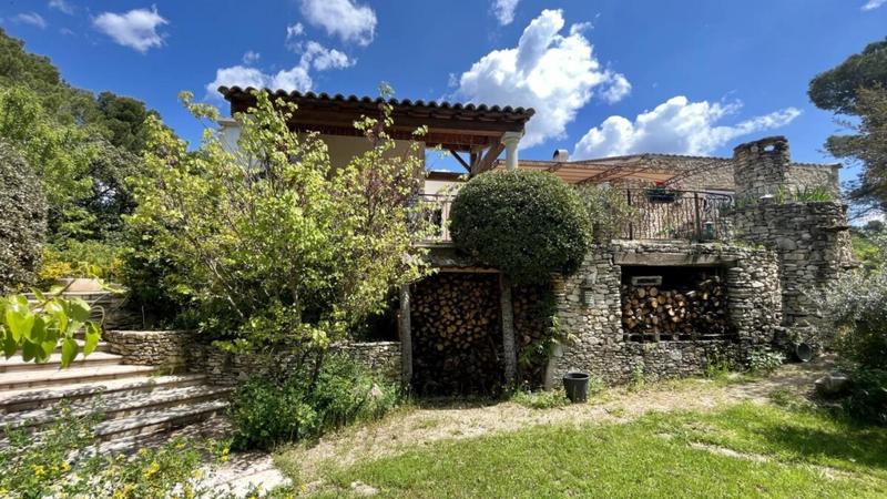 Villa - 210 m² - 7 pièces