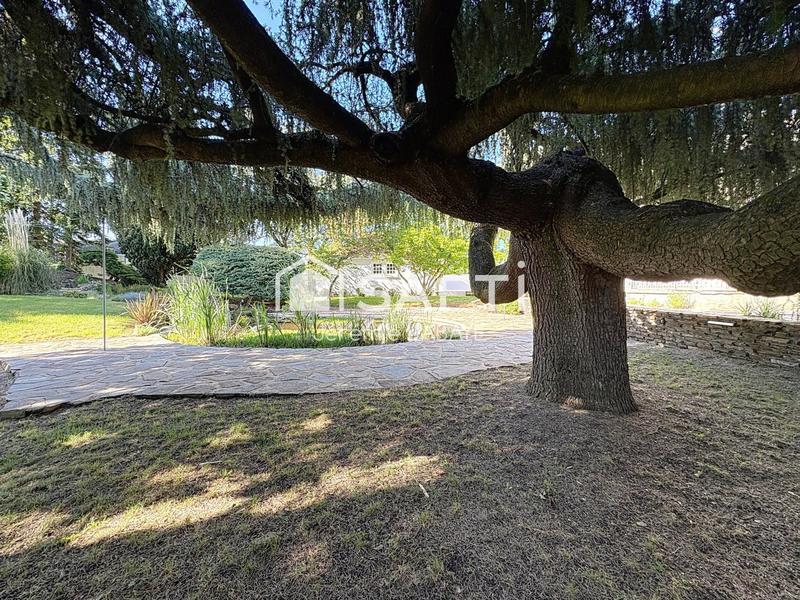 Maison - 287 m² - 7 pièces