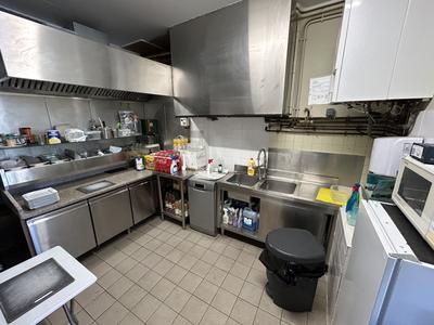 Fonds de commerce - 90 m²