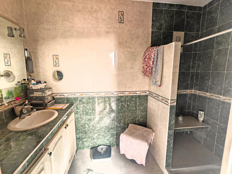 Propriété - 85 m² - 3 pièces