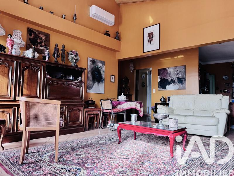 Appartement - 109 m² - 3 pièces