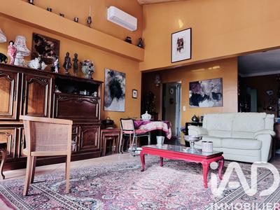 Appartement - 109 m² - 3 pièces