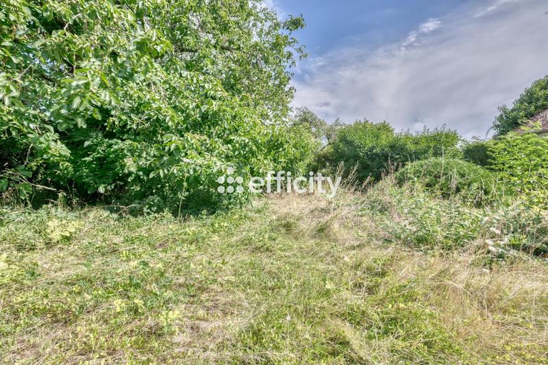 Maison - 180 m² - 8 pièces