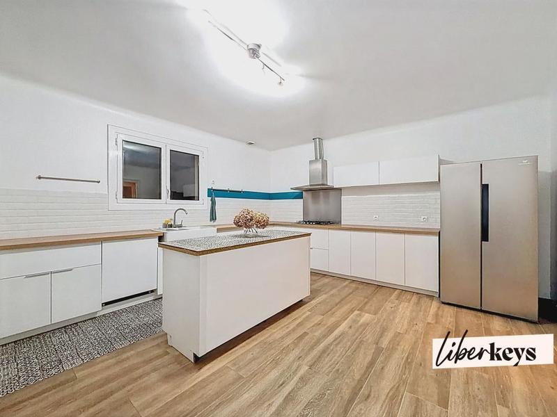 Appartement - 260 m² - 7 pièces