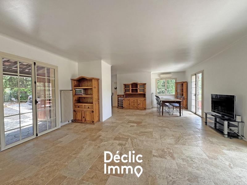 Maison - 190 m² - 8 pièces