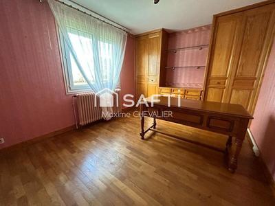 Maison - 137 m² - 5 pièces