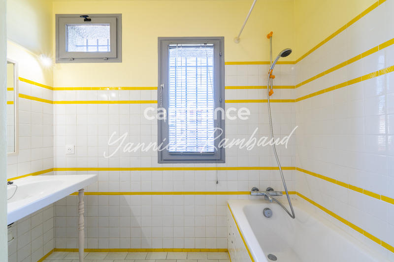 Maison - 147 m² - 5 pièces