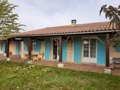 Maison - 233 m² - 6 pièces