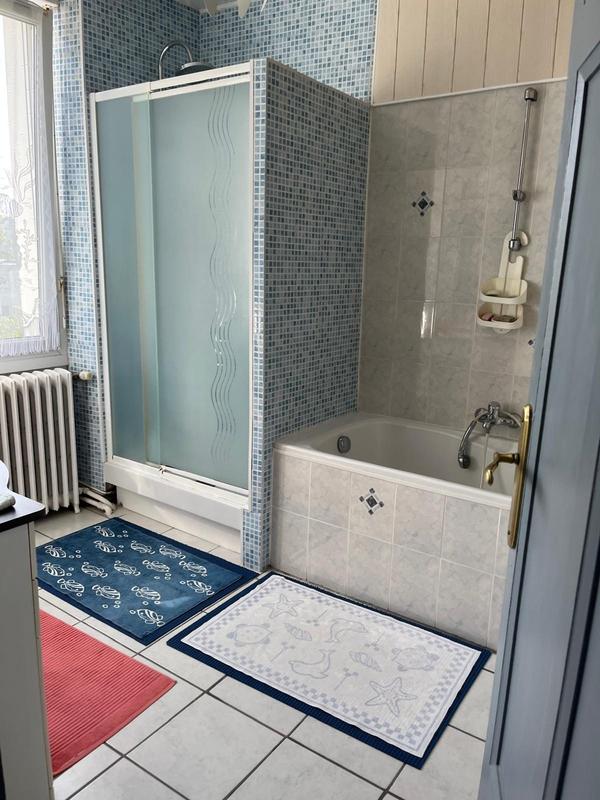 Maison - 105 m² - 6 pièces