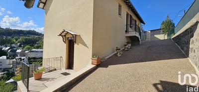 Maison - 145 m² - 5 pièces