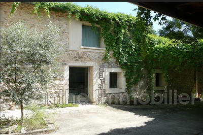 Maison - 300 m² - 6 pièces