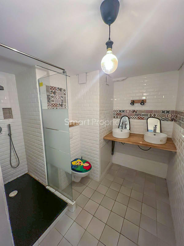 Appartement - 80 m² - 3 pièces