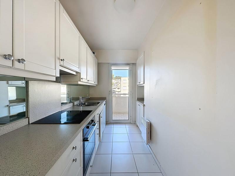 Appartement - 95 m² - 4 pièces