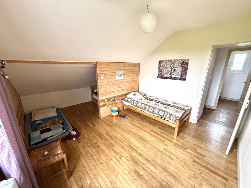 Maison - 142 m² - 6 pièces