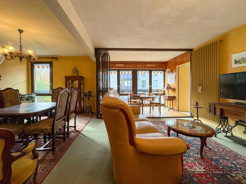 Appartement - 100 m² - 5 pièces