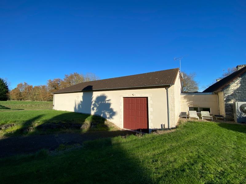 Propriété - 657 m² - 16 pièces