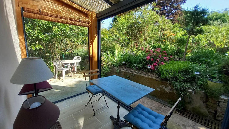 Maison - 332 m² - 11 pièces