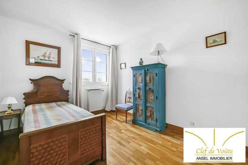 Appartement - 129 m² - 5 pièces