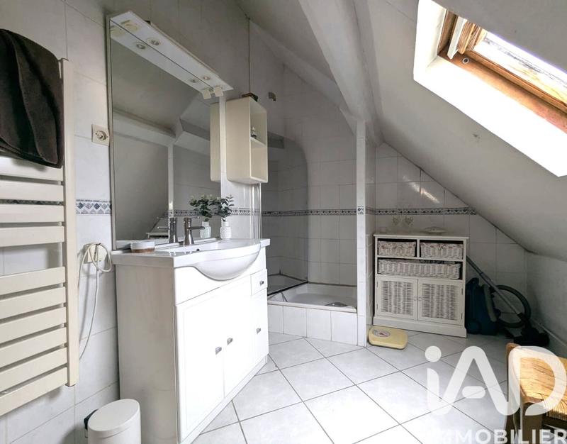 Maison - 153 m² - 6 pièces