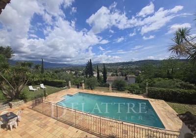 Maison - 148 m² - 5 pièces