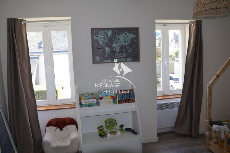 Maison en pierre - 111 m² - 6 pièces