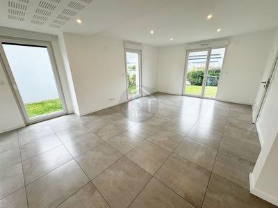 Maison - 130 m² - 4 pièces