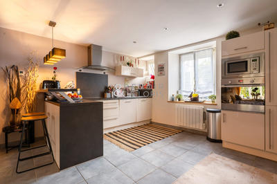 Maison - 172 m² - 6 pièces