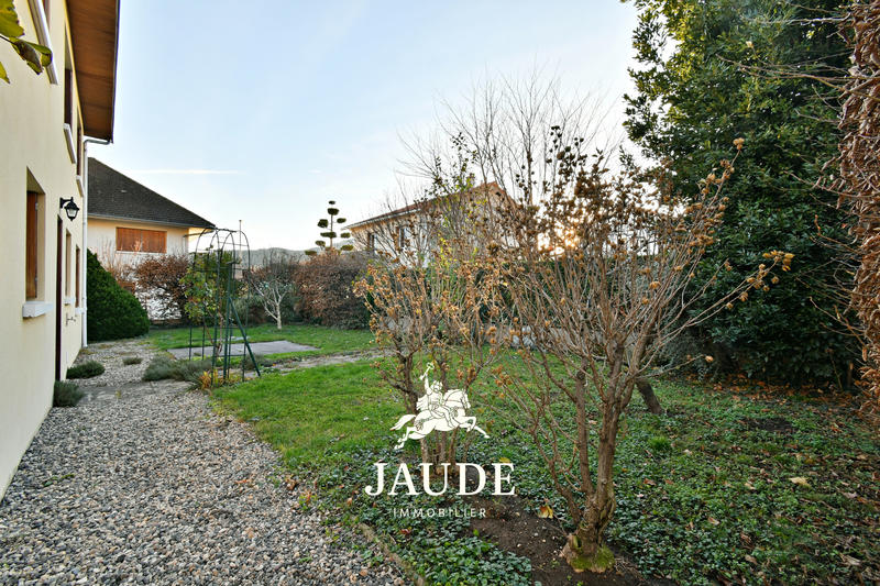 Maison - 136 m² - 5 pièces