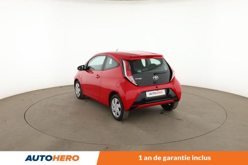 Toyota Aygo 1.0 Vvt-i X-Play 5p 69 ch