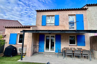 Maison - 94 m² - 5 pièces