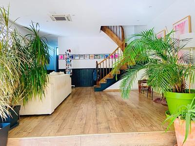 Maison de ville - 190 m² - 6 pièces