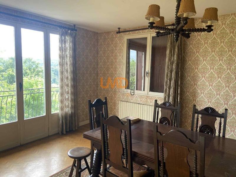 Maison - 95 m² - 5 pièces