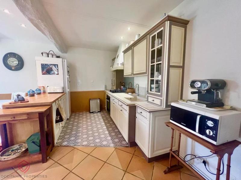 Propriété - 187 m² - 7 pièces