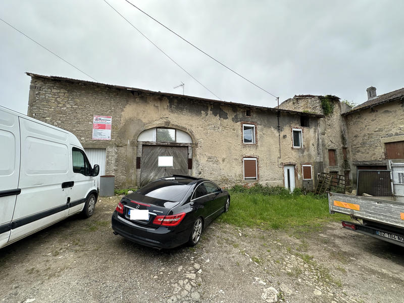 Maison de village - 250 m² - 4 pièces