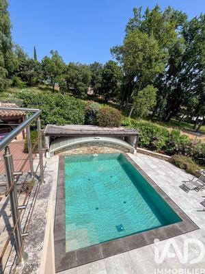 Maison - 165 m² - 7 pièces