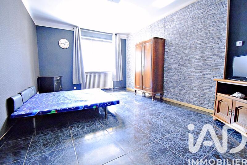Appartement - 167 m² - 8 pièces