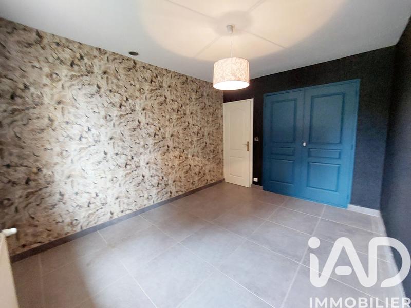 Maison - 180 m² - 6 pièces